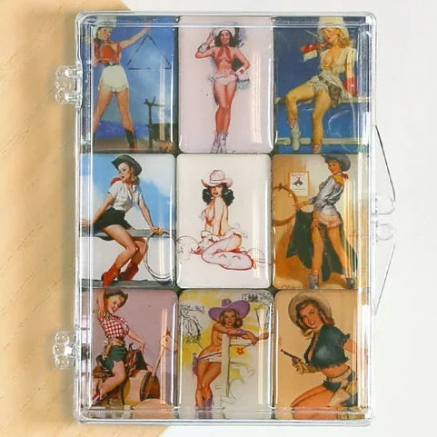 Boîte de 9 magnets pin up Vintage